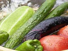 蔬菜水果浸泡十分钟主要是为了去除农药？